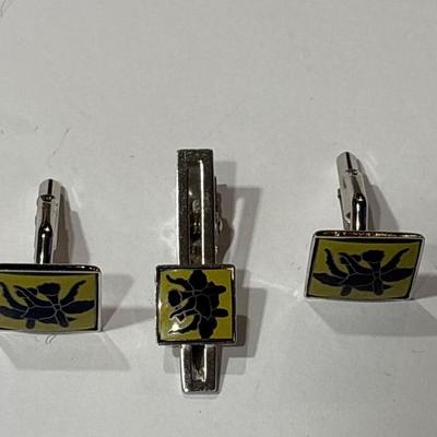 Vintage tie bar & cuff links