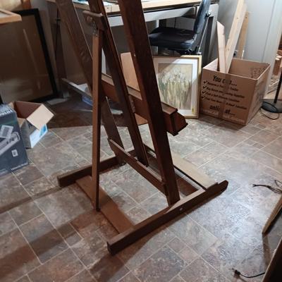 LARGE WOODEN EASEL WITH FRAME