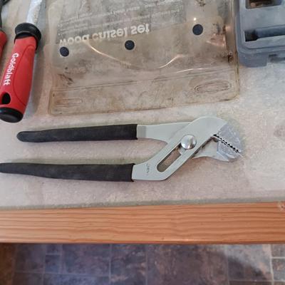 DRILL BITS AND HAND TOOLS