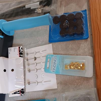 PAPER CUTTER AND ART & CRAFT SUPPLIES