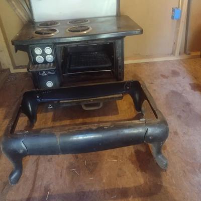 Vintage Country Charm Electric Rustic Wood Stove Design Oven and Stove Top with Warmer Box and Stand