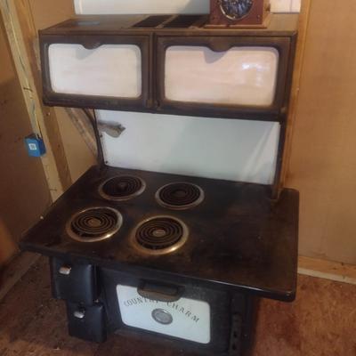 Vintage Country Charm Electric Rustic Wood Stove Design Oven and Stove Top with Warmer Box and Stand