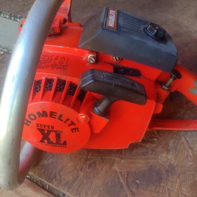 Homelite Super XL 16" Gas Powered Chain Saw