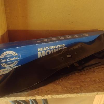 Pair of New Cub Cadet Lawnmower Blades