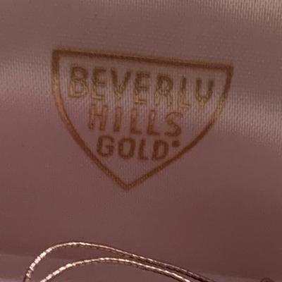 Beverly Hills Gold Heart Necklace & Earrings Set