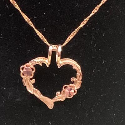 Beverly Hills Gold Heart Necklace & Earrings Set