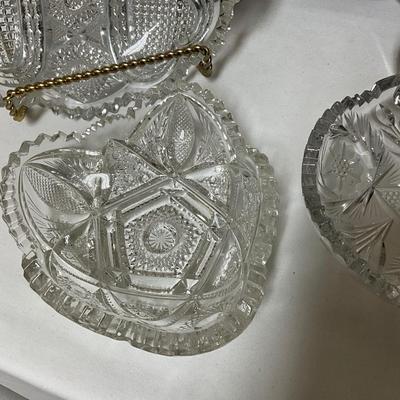 Collection of 6 vintage glassware