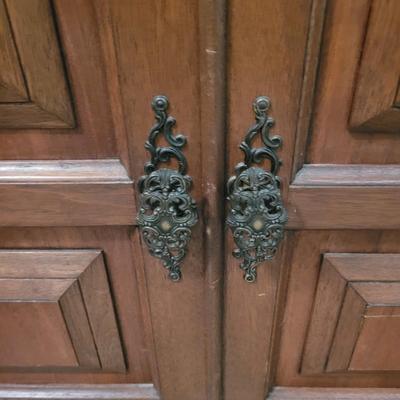 Two Wooden End Tables (BB-EL)