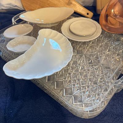 Sale Photo Thumbnail #531: Large clear trays are plastic. See picture