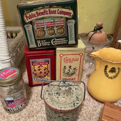 Vintage kitchen items