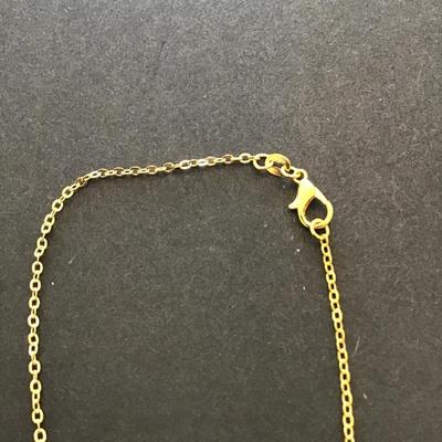 Acrylic flower pendant necklace