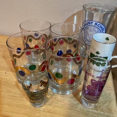 Gents Bar and glasses