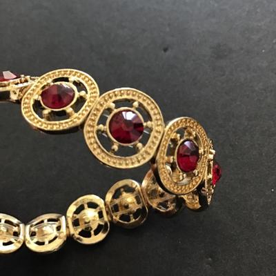 Red Rhinestone fashion bracelet