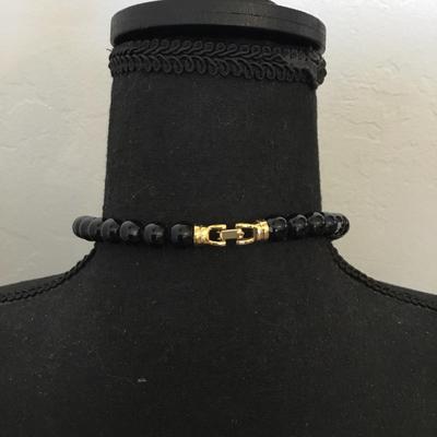 Beautiful vintage statement, necklace, gold and black Lucite pendant necklace