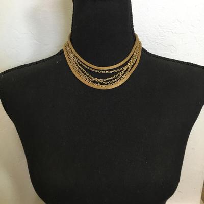 Beautiful mesh, gold tone, chain, multi, layered choker, statement, necklace, vintage, Coro