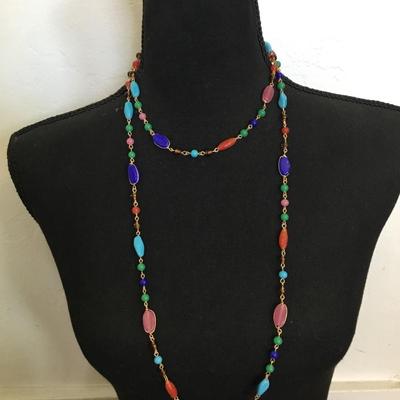 Beautiful vintage, multi colored glass bead necklace very beautiful vintage