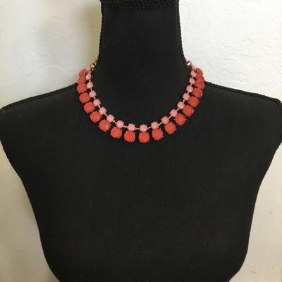 Beautiful very nice gold tone, two toned, pink, grapefruit, red rhinestone statement, necklace, high end