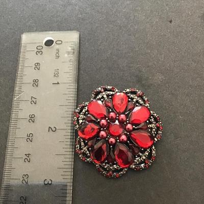 Beautiful red Rhinestone brooch pin