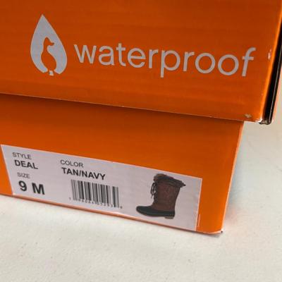 New Sporto Waterproof Boots Size 9