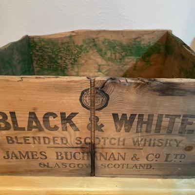 Vintage B&W box