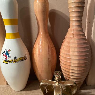 Bowling pins