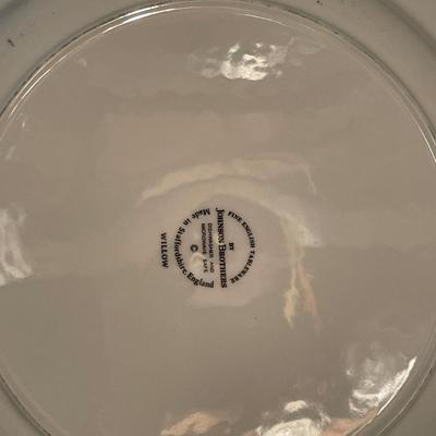 Plates and other dishwares