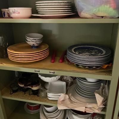 Plates and other dishwares