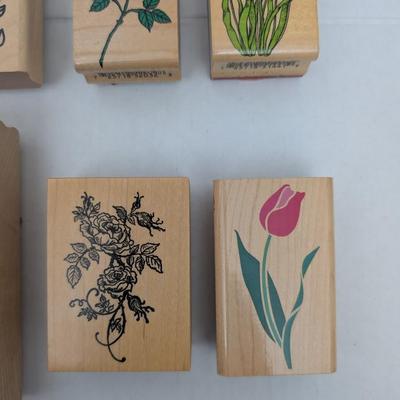 Lot of 17 Wooden Rubber Stamps Flowers Garden Sunflowers Tulips Roses Crafting