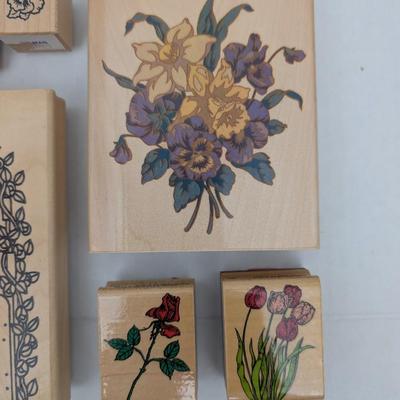 Lot of 17 Wooden Rubber Stamps Flowers Garden Sunflowers Tulips Roses Crafting