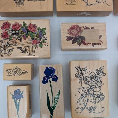 Lot of 15 Wooden Rubber Stamps Flowers Roses Tulips Lilac Iris Botanical Crafting