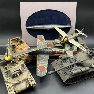 LOT 63H: Vintage WWII Fighter Plane and Tank Models