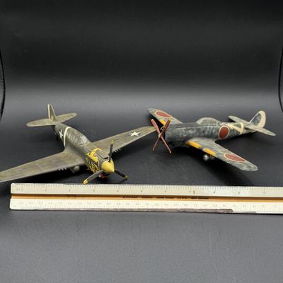 LOT 63H: Vintage WWII Fighter Plane and Tank Models