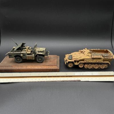 LOT 63H: Vintage WWII Fighter Plane and Tank Models