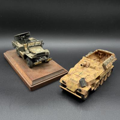 LOT 63H: Vintage WWII Fighter Plane and Tank Models