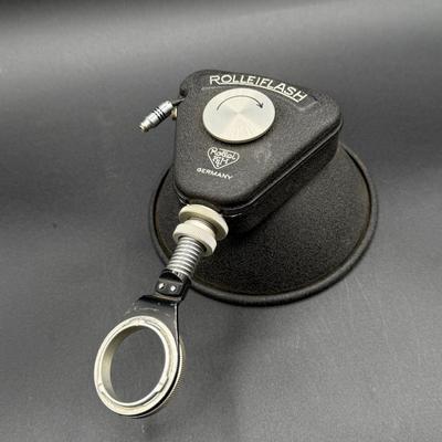 LOT 64H: Vintage/Antique Cameras and Camera Accessories - Rolleicord & more!