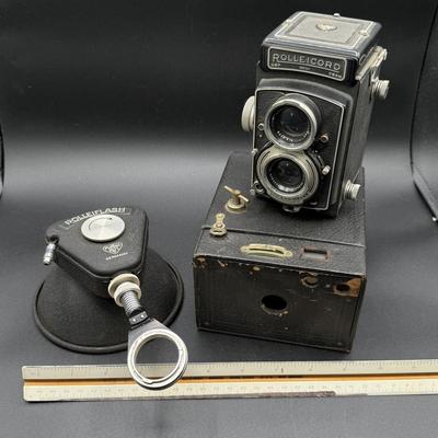 LOT 64H: Vintage/Antique Cameras and Camera Accessories - Rolleicord & more!