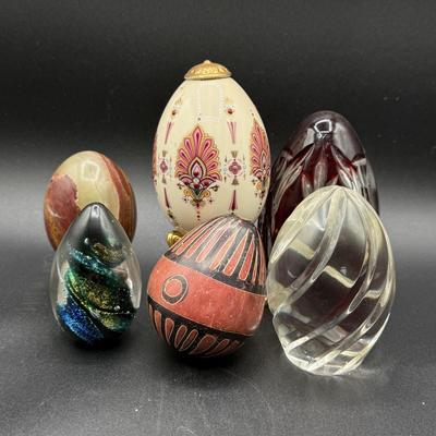 LOT 71H: Decorative Collection of Paperweights and More