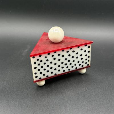 LOT 72H: Vintage Ceramic Home Decor & More - Santa Barbara, Goebel, & More!