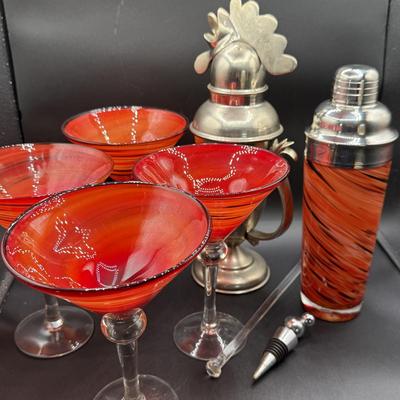 LOT 74H: Art Glass Cocktail Shaker and Glass Set + Art deco style Rooster Cocktail Pitcher