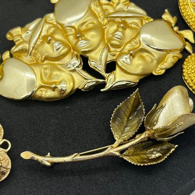 LOT 99J: Vintage Brooches/Pins