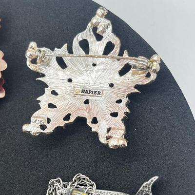 LOT 100J: Unique Brooches/Pins Including Large Dragon Brooch