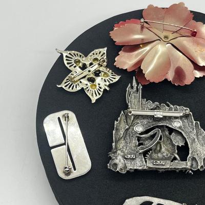 LOT 100J: Unique Brooches/Pins Including Large Dragon Brooch