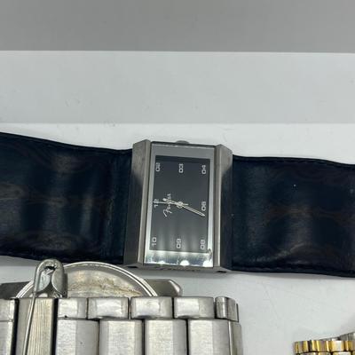 LOT 127J: Vintage Watch Collection (Untested): Fender, Bulova, Snoopy and More!