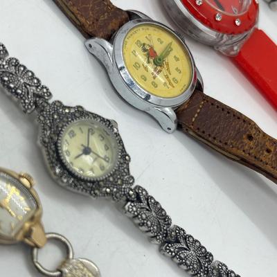 LOT 127J: Vintage Watch Collection (Untested): Fender, Bulova, Snoopy and More!