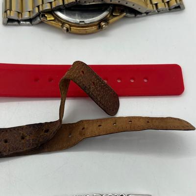 LOT 127J: Vintage Watch Collection (Untested): Fender, Bulova, Snoopy and More!