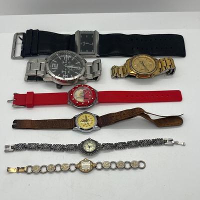 LOT 127J: Vintage Watch Collection (Untested): Fender, Bulova, Snoopy and More!