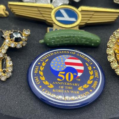 LOT 128J: Large Collection of Vintage Brooches/Pins Including New In Box "Mothers" Pin