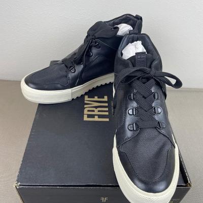 New Frye Gia Lug Trail Sneakers Size 10