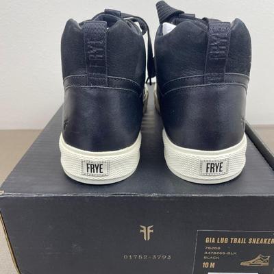 New Frye Gia Lug Trail Sneakers Size 10