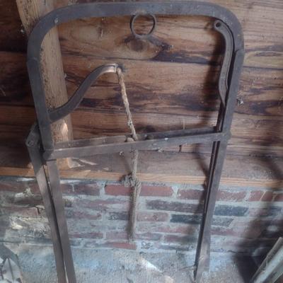 Antique Hay Bale Grappler